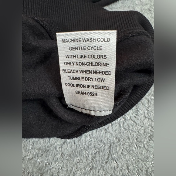 Ed Hardy Women’s Zip Front Hoodie Snake Skull Black L - Picture 5 of 8